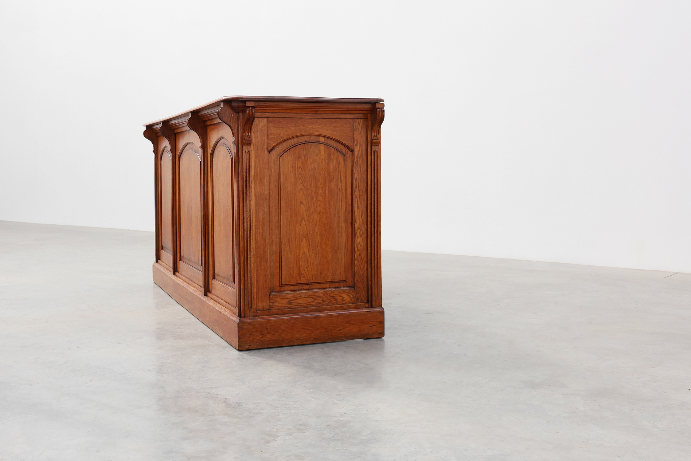Large French Solid Oak Shop Counter or Bar Counter, Mid-19th Century, circa 1850thumbnail